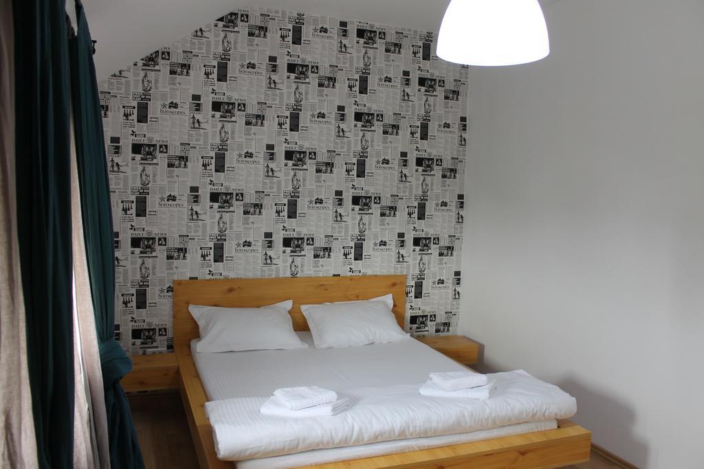 News Apartment Bucharest Room photo